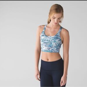 Lululemon Pure Practice Bra size 6 blue purple